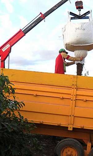 Guindaste hidráulico veicular MKS Force 2000 Marksell Guindaste hidráulico veicular MKS Force 2000 Marksell